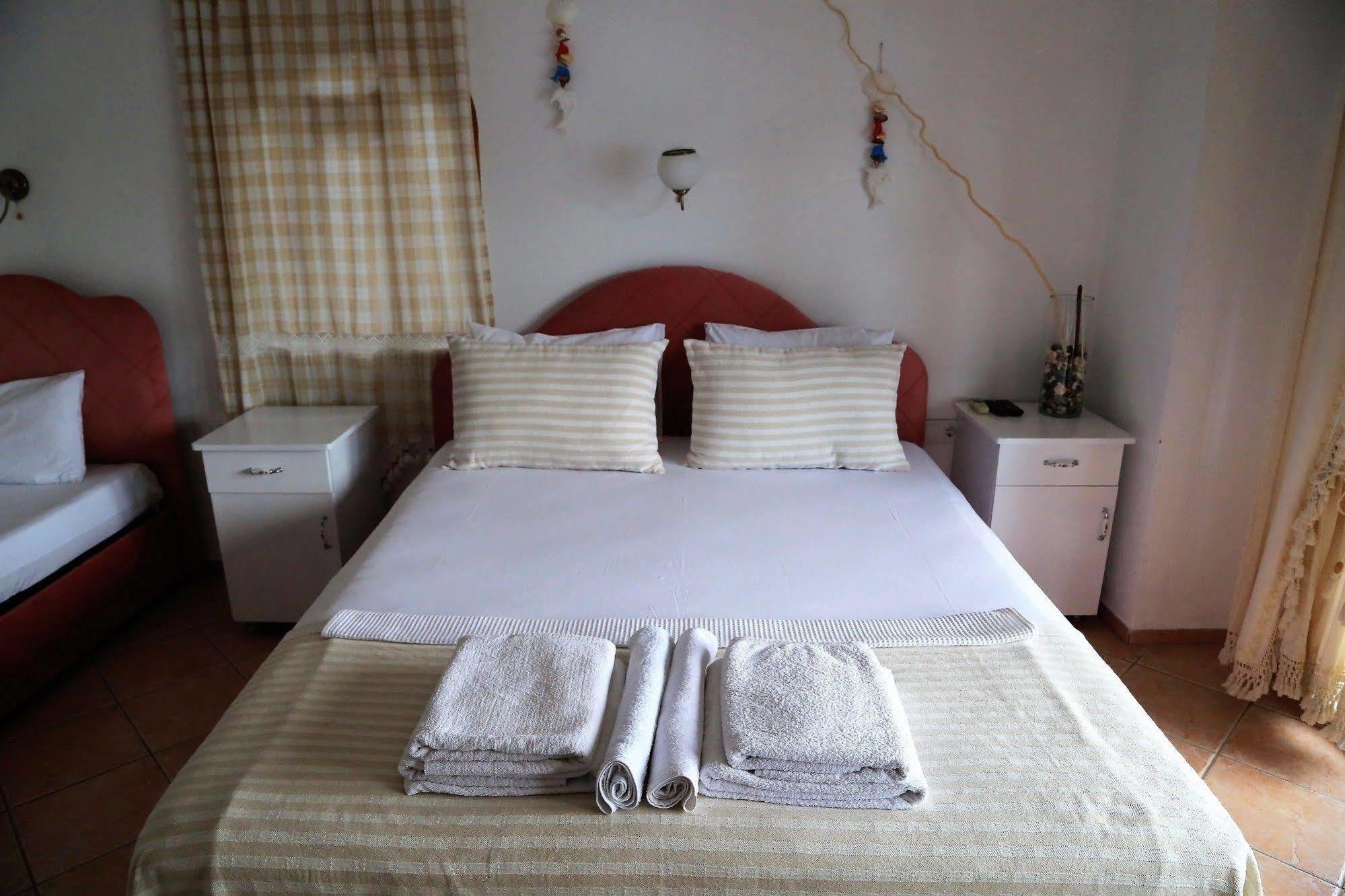 Dolphin Hotel Selimiye  Exterior foto